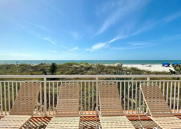 Chateaux Sunset Suites 408
